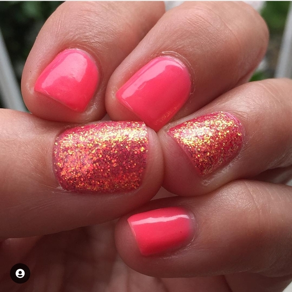 Nail polish swatch / manicure of shade Jamberry Pink Lady
