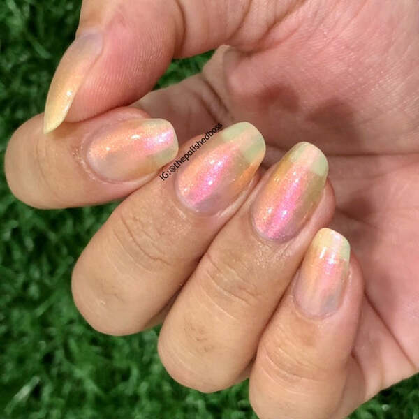 Nail polish swatch / manicure of shade Emily de Molly Pinkie Swear