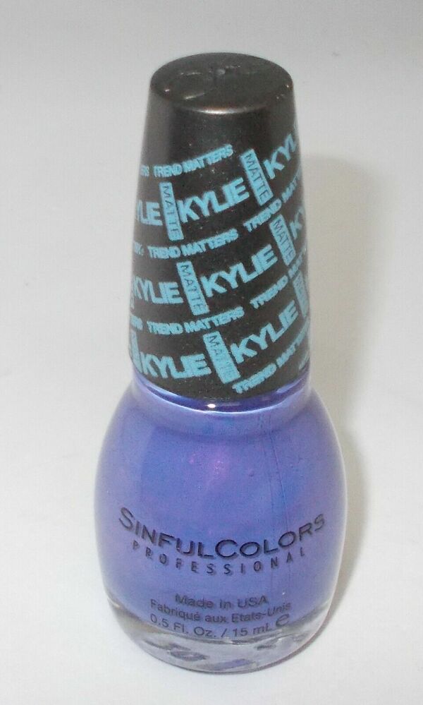 Nail polish swatch / manicure of shade Sinful Colors Purple Kraze