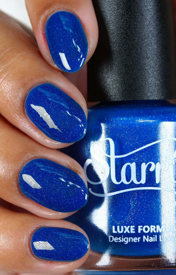Nail polish swatch / manicure of shade Starrily Cobalt (Co)