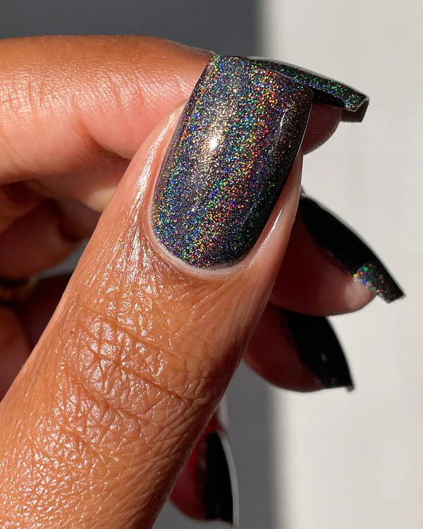 Nail polish swatch / manicure of shade Mooncat Cruel Mirage