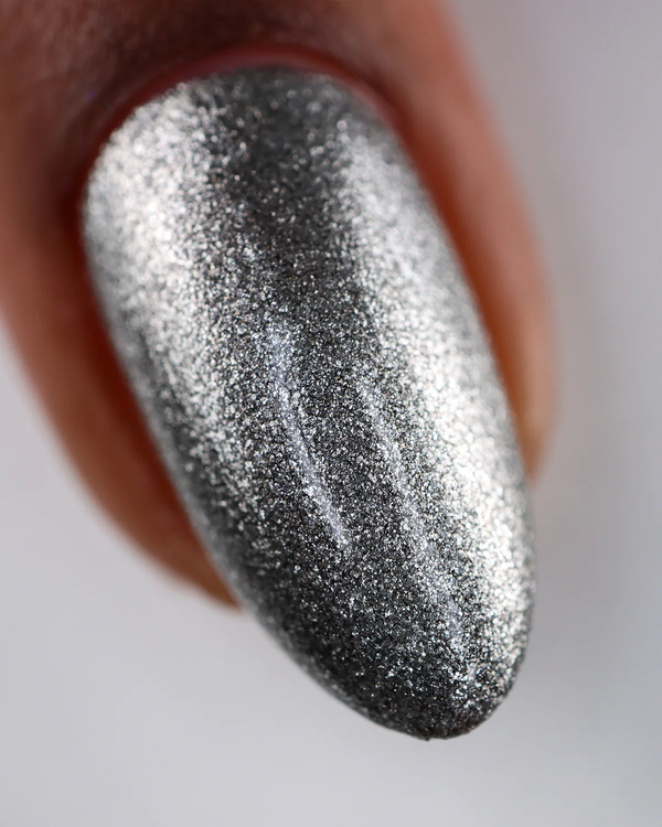 Nail polish swatch / manicure of shade Mooncat Outlaw Country