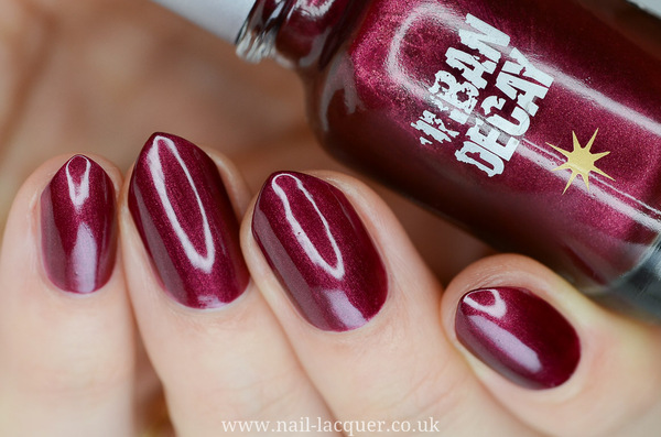 Nail polish swatch / manicure of shade Urban Decay Gash