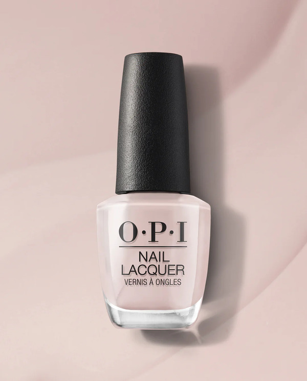 Nail polish swatch / manicure of shade OPI Do You Take Lei Away