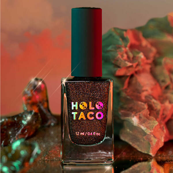 Nail polish swatch / manicure of shade Holo Taco Orbite Me