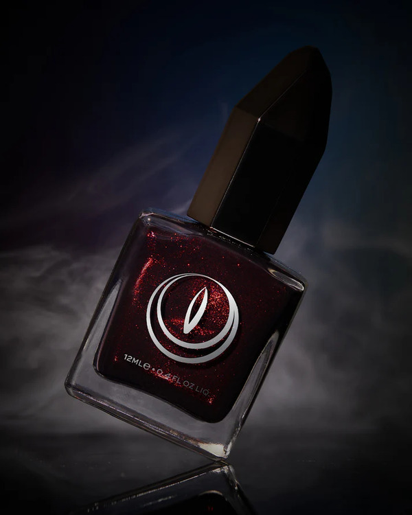 Nail polish swatch / manicure of shade Mooncat Bottled Rage