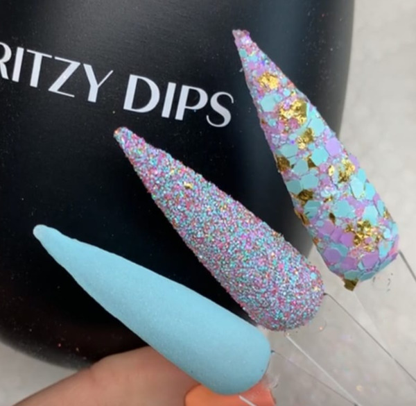 Nail polish swatch / manicure of shade Ritzy Dips SB073