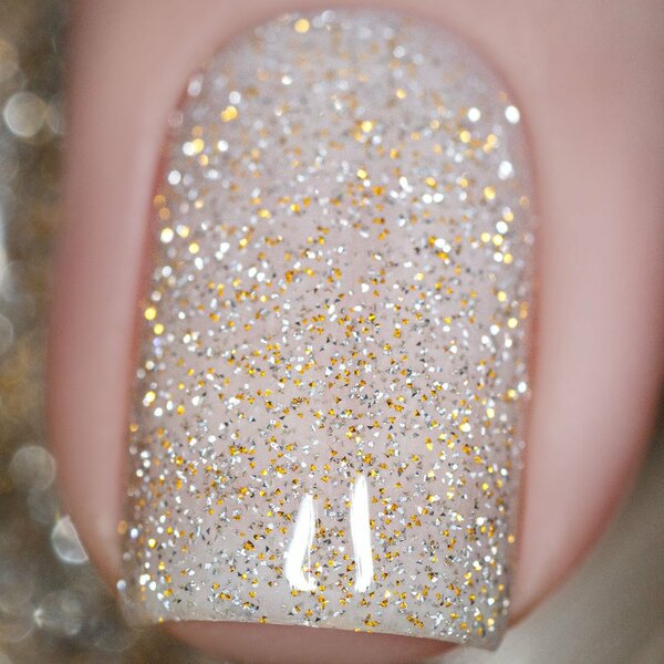 Nail polish swatch / manicure of shade Colores de Carol Disco Ball