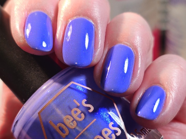 Nail polish swatch / manicure of shade Bee's Knees Lacquer Let's See The Stars