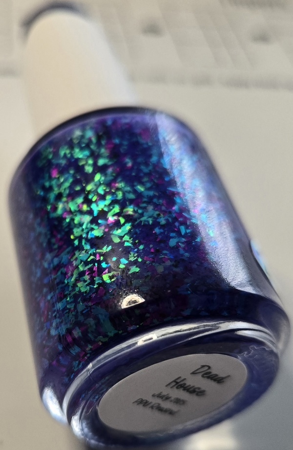 Nail polish swatch / manicure of shade Cuticula Dead House