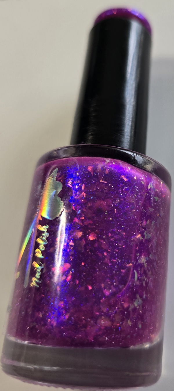 Nail polish swatch / manicure of shade Vanessa Molina Heart and Soul