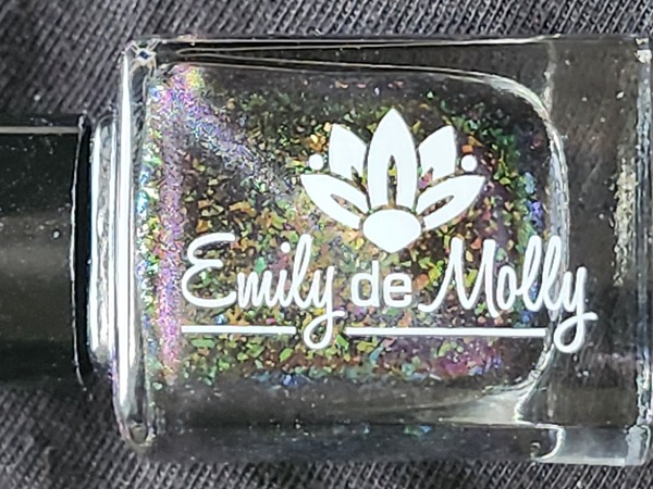 Nail polish swatch / manicure of shade Emily de Molly It Must Have Been