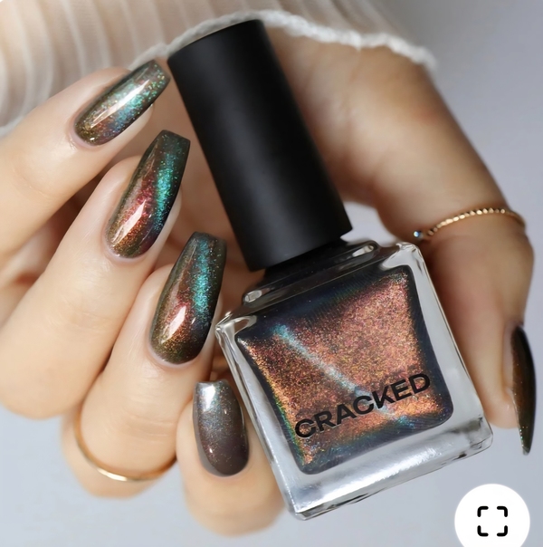 Nail polish swatch / manicure of shade Cracked Jewel of the Ball