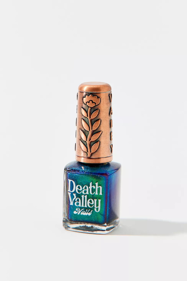 Nail polish swatch / manicure of shade Death Valley Nails Limerence