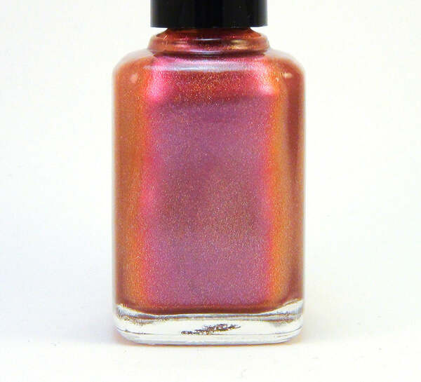Nail polish swatch / manicure of shade Indigo Bananas Dream a little dream