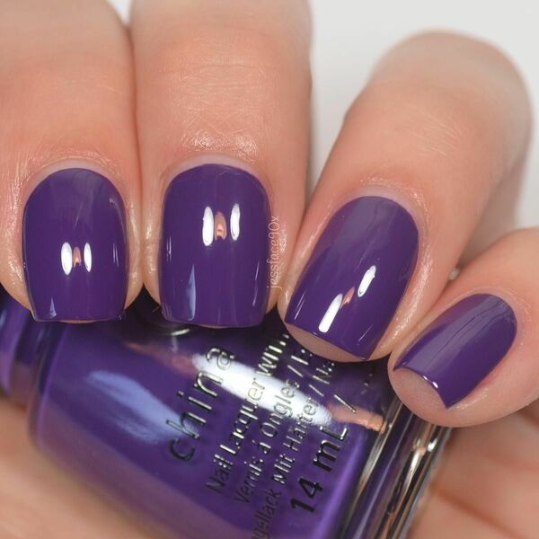 Nail polish swatch / manicure of shade China Glaze Dawn Of A New Reign