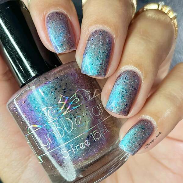 Nail polish swatch / manicure of shade LynBDesigns Alexandrite