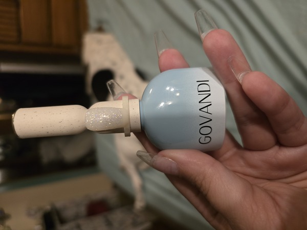 Nail polish swatch / manicure of shade Govandi 06