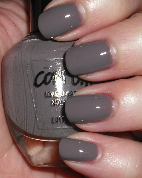 Nail polish swatch / manicure of shade Confetti Moonstruck