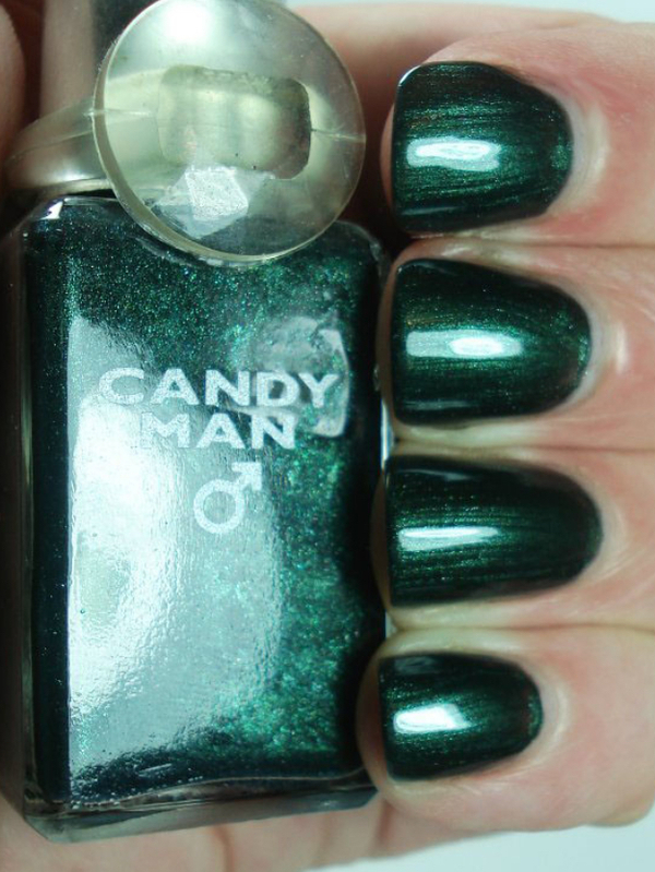 Nail polish swatch / manicure of shade Hard Candy Oedipus
