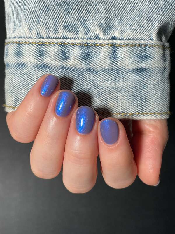 Nail polish swatch / manicure of shade Cracked O-Type Star
