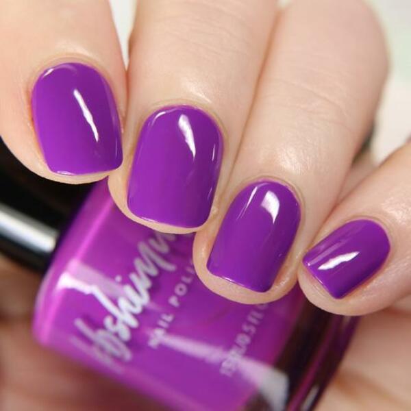 Nail polish swatch / manicure of shade KBShimmer Net Gains