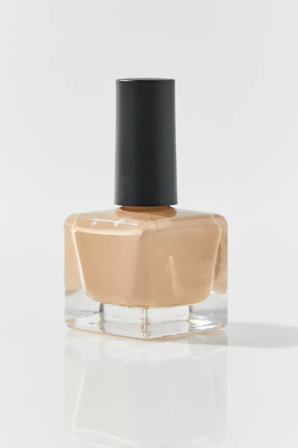 Nail polish swatch / manicure of shade Urban Outfitters Creamy
