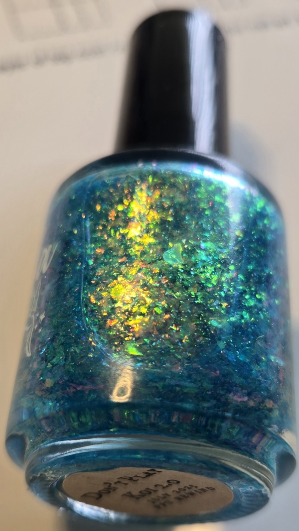 Nail polish swatch / manicure of shade Royla Lee Don't Play Koi 2.0