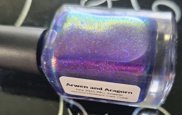 Nail polish swatch / manicure of shade Moon Shine Mani Arwen and Aragorn