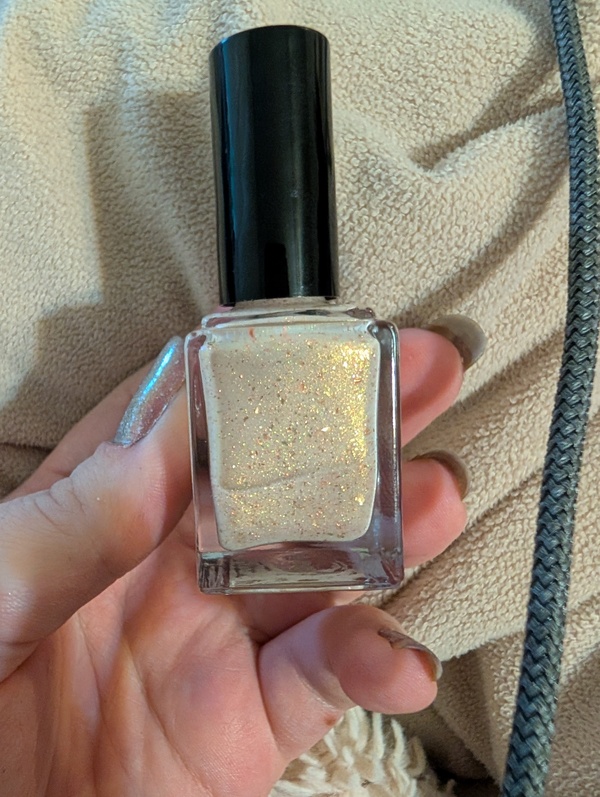 Nail polish swatch / manicure of shade BCB Lacquers Loofa-Way Your Worries
