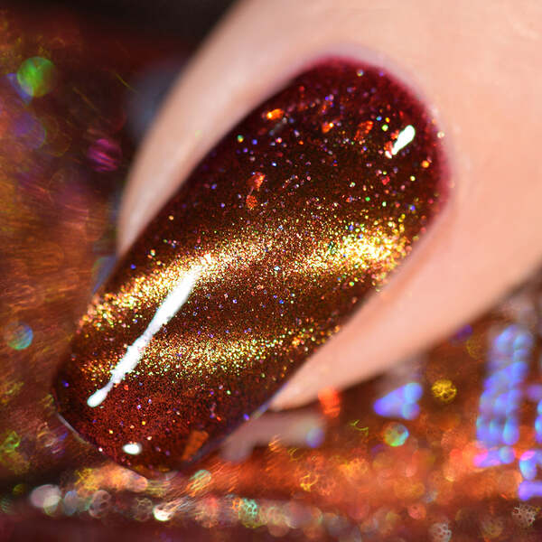 Nail polish swatch / manicure of shade Holo Taco Feeling Sparks