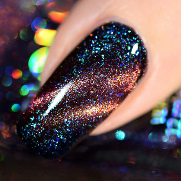 Nail polish swatch / manicure of shade Holo Taco Off the Grid