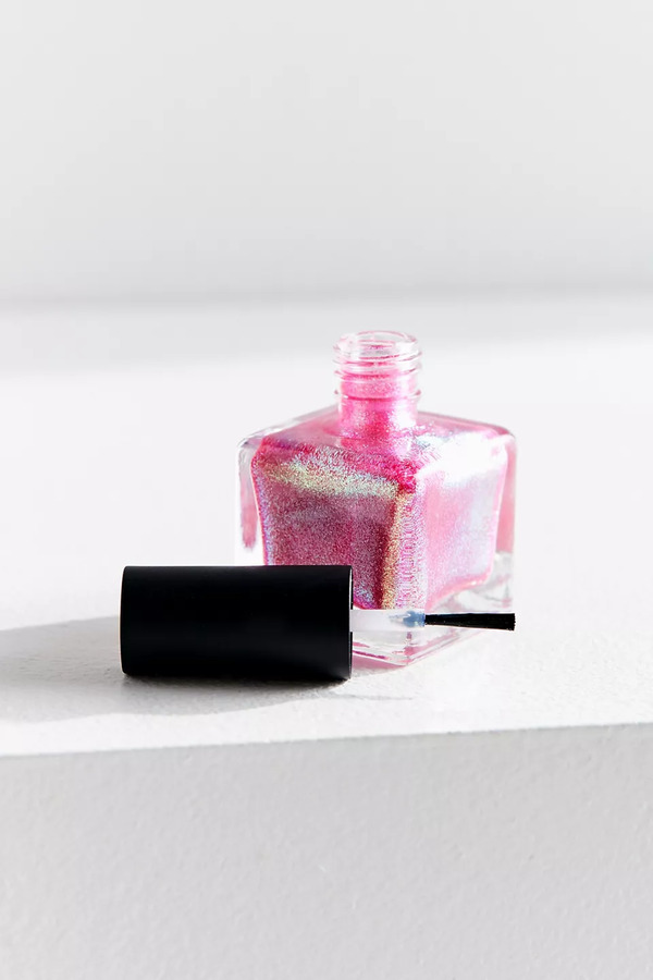 Nail polish swatch / manicure of shade Urban Outfitters Damsel