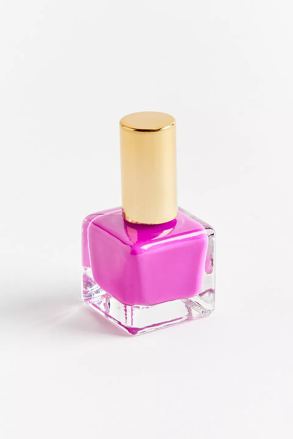 Nail polish swatch / manicure of shade Urban Outfitters Dolly