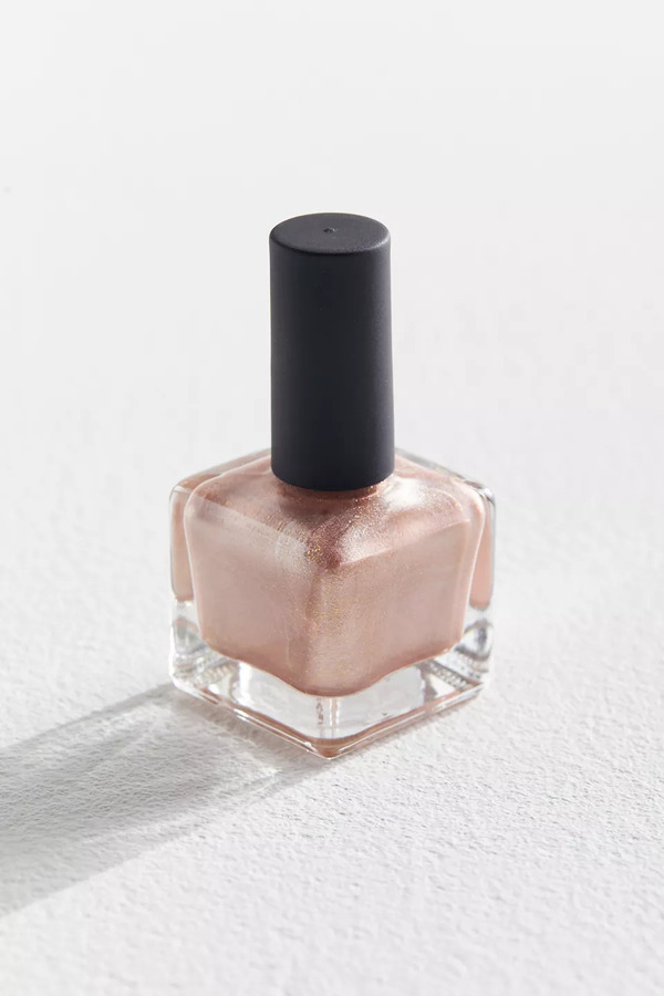 Nail polish swatch / manicure of shade Urban Outfitters Libra