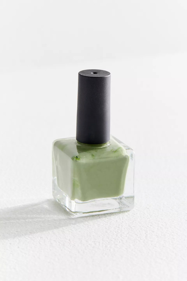 Nail polish swatch / manicure of shade Urban Outfitters Nori