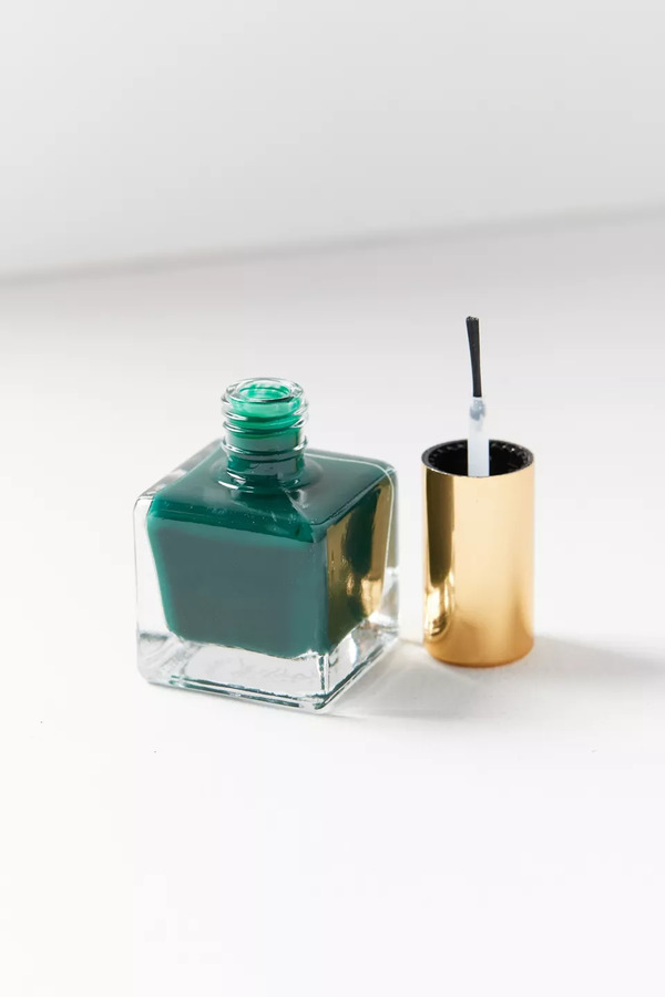 Nail polish swatch / manicure of shade Urban Outfitters Envy