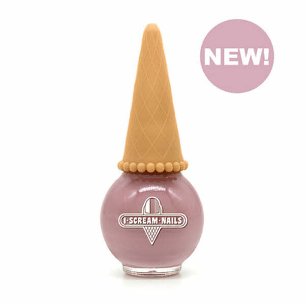 Nail polish swatch / manicure of shade I Scream Nails Healing power