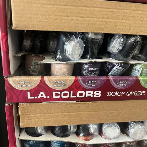 Nail polish swatch / manicure of shade LA Colors Color Craze Cream Puff