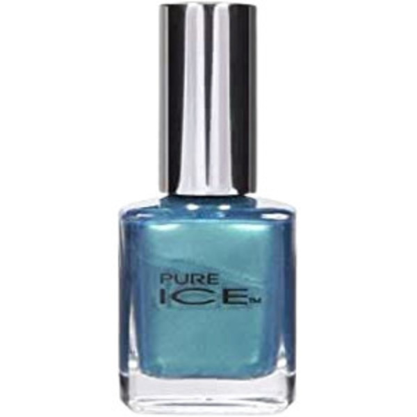 Nail polish swatch / manicure of shade Pure Ice Calypso