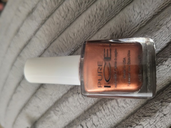 Nail polish swatch / manicure of shade Pure Ice Magic