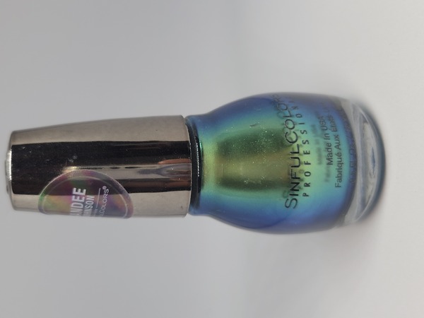 Nail polish swatch / manicure of shade Sinful Colors Mermaid Tail
