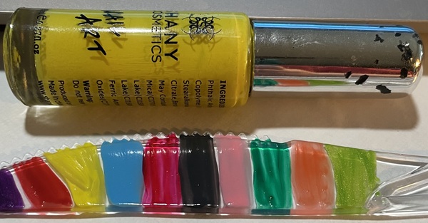 Nail polish swatch / manicure of shade Shany Cosmetics color 8
