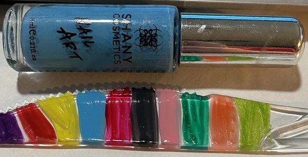 Nail polish swatch / manicure of shade Shany Cosmetics color 18