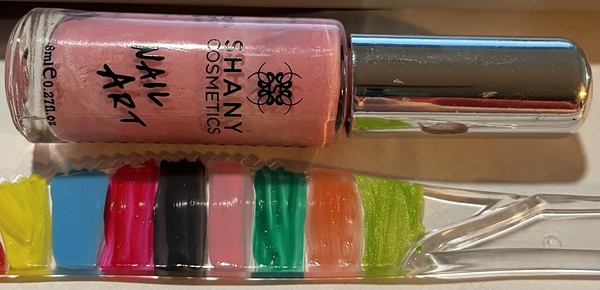 Nail polish swatch / manicure of shade Shany Cosmetics color 17