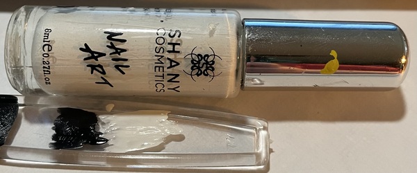 Nail polish swatch / manicure of shade Shany Cosmetics color 9