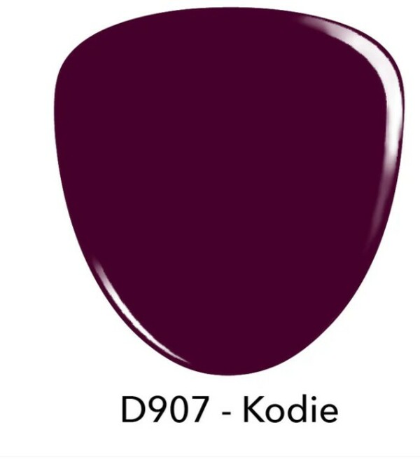 Nail polish swatch / manicure of shade Revel Kodie