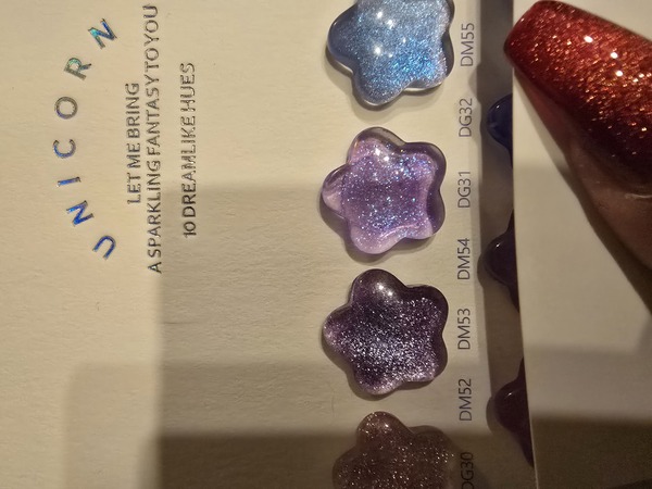 Nail polish swatch / manicure of shade Dvok Dg 31