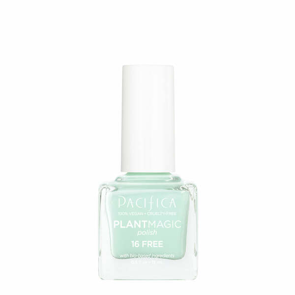 Nail polish swatch / manicure of shade Pacifica Minty