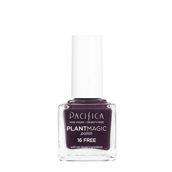 Nail polish swatch / manicure of shade Pacifica Royals
